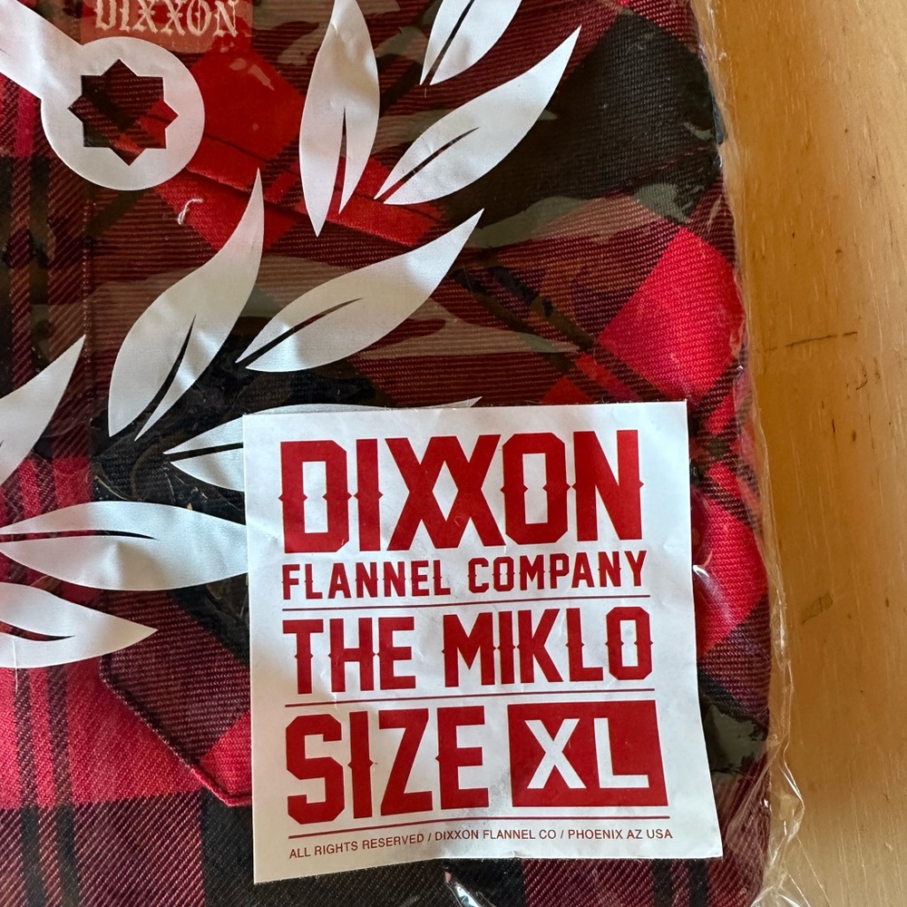 Dixxon “The Miklo” Women’s XL Flannel long sleeve flannel. - Picture 2 of 5